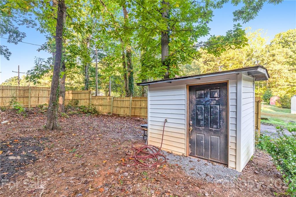 130 Ellis Road Gastonia, NC 28056 - Photo 22 of 38 Gallery Image 22