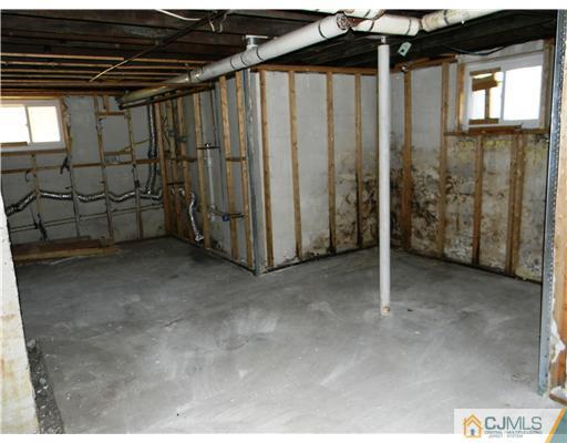512 Parkside Road Plainfield, NJ 07060 - Photo 13 of 14 Gallery Image 13