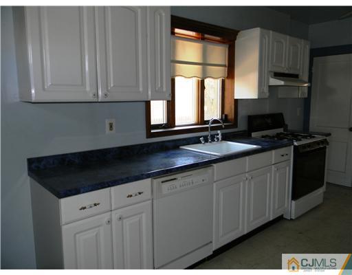 512 Parkside Road Plainfield, NJ 07060 - Photo 3 of 14 Gallery Image 3