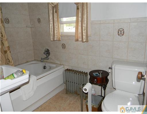 512 Parkside Road Plainfield, NJ 07060 - Photo 8 of 14 Gallery Image 8