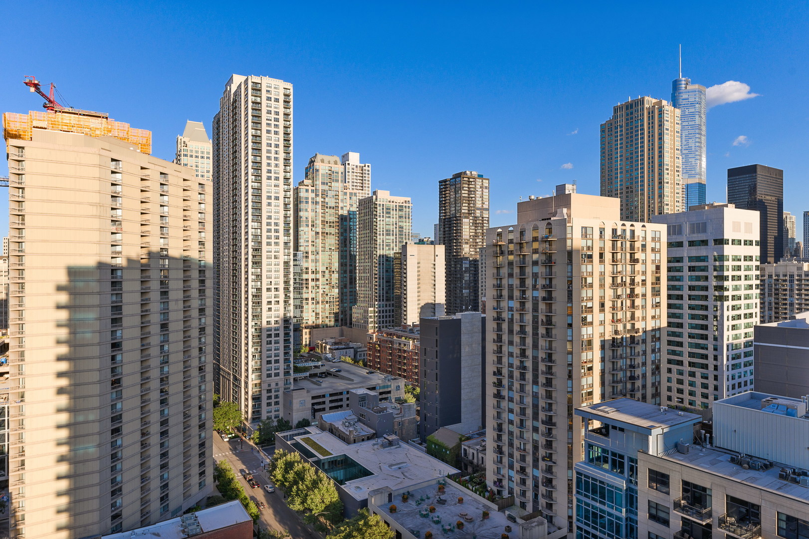 110 West Superior Street, Unit 2003 Chicago, IL 60654 - Photo 28 of 38