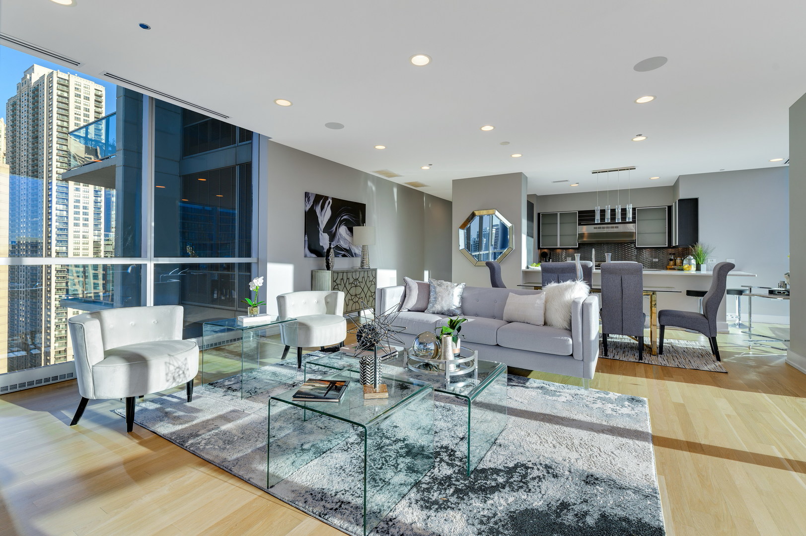 110 West Superior Street, Unit 2003 Chicago, IL 60654 - Photo 8 of 38