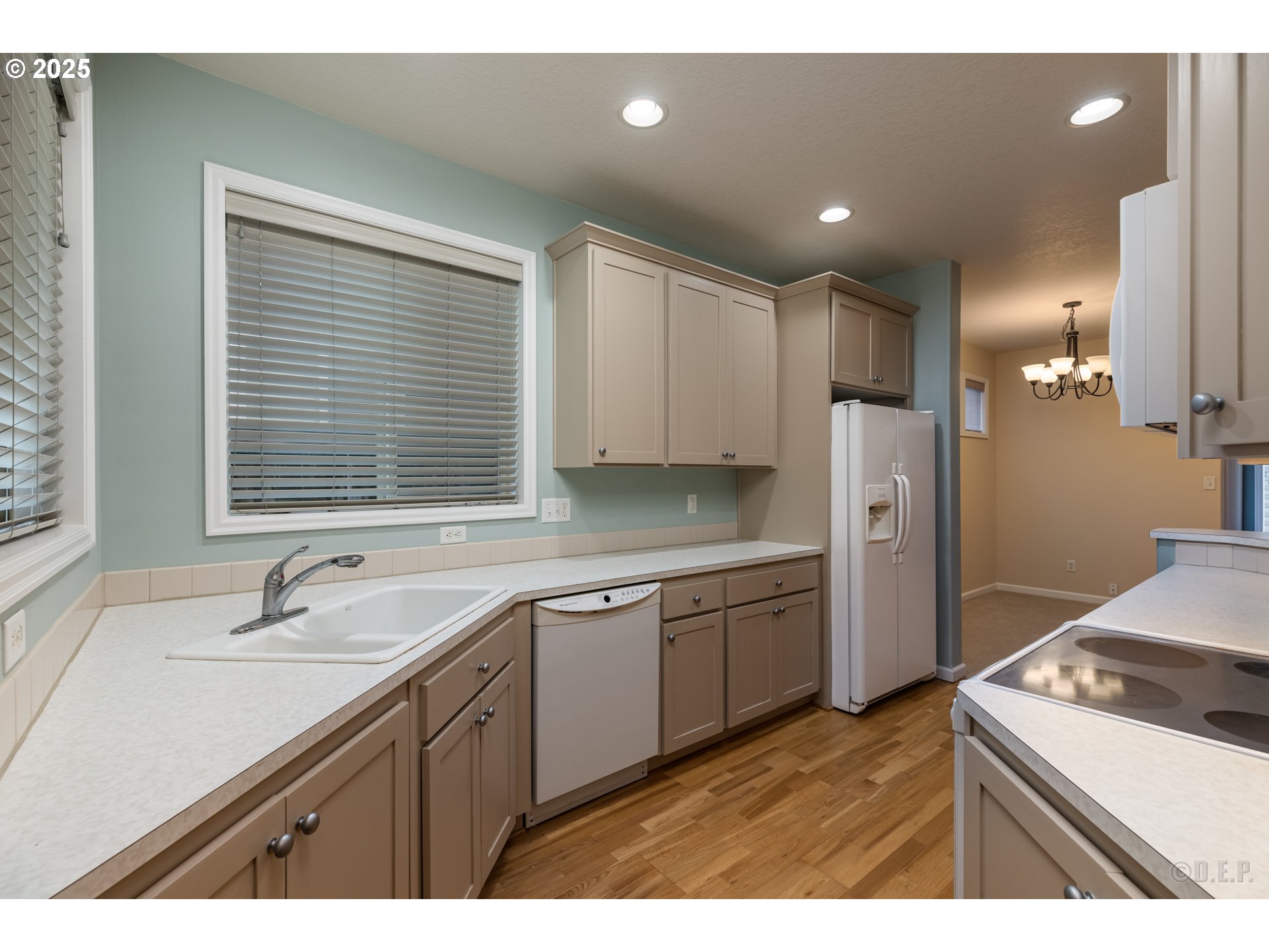 102 Coho Terrace Rainier, OR 97048 - Photo 3 of 25