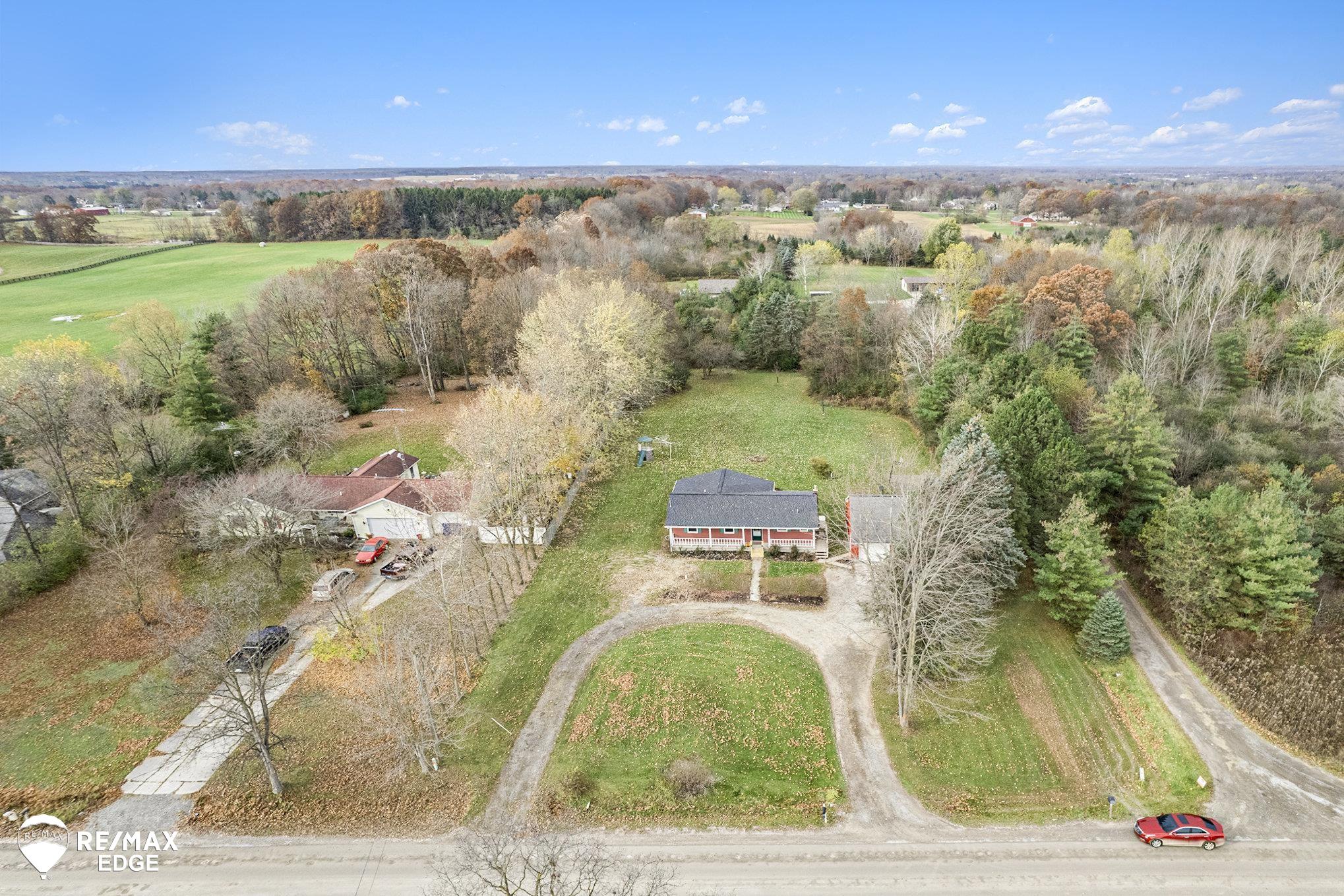 2244 South Oak Road Davison, MI 48423 - Photo 1 of 29 50127155.JPG