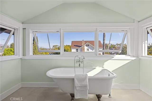 $1,950,000 | 525 Nolden Street, Los Angeles, CA 90042