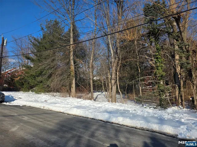 $899,000 | 21 Sampson Street, Saddle Brook, NJ 07663