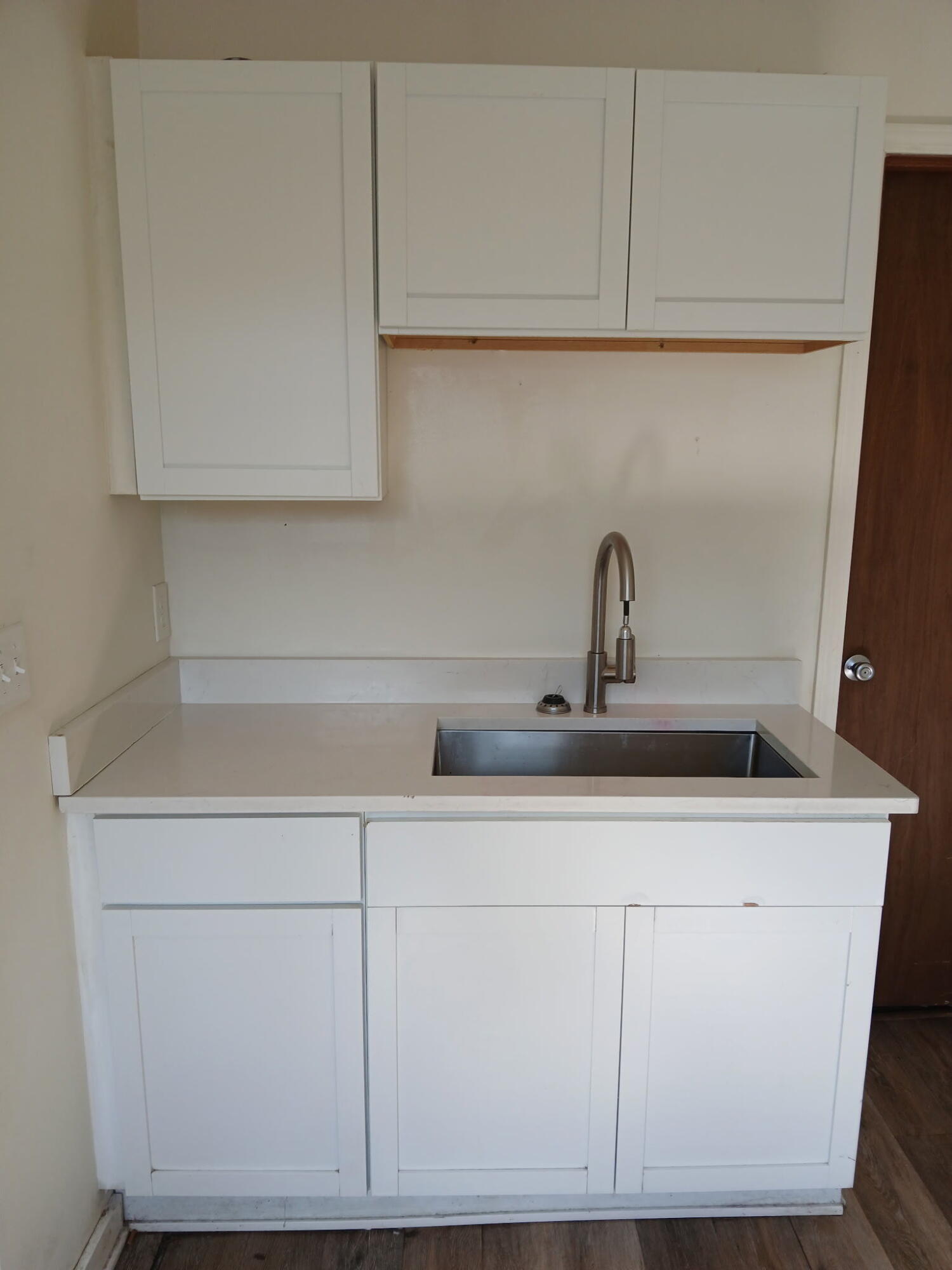 5366 North 36th Street, Unit 5368 Milwaukee, WI 53209 - Photo 14 of 14 Upper kitchen