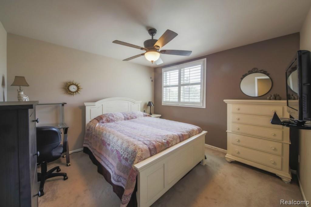 137 Woodward Road Canton, MI 48188 - Photo 18 of 28 18-photo-print-2842424.jpg