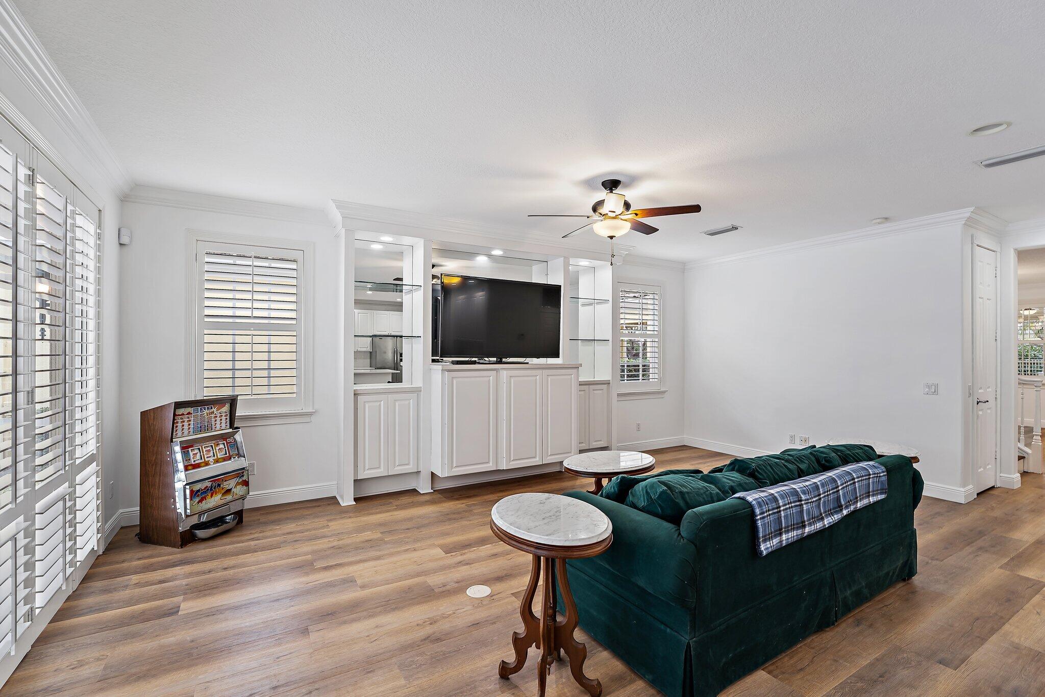 242 San Remo Drive Jupiter, FL 33458 - Photo 24 of 54 Great Room