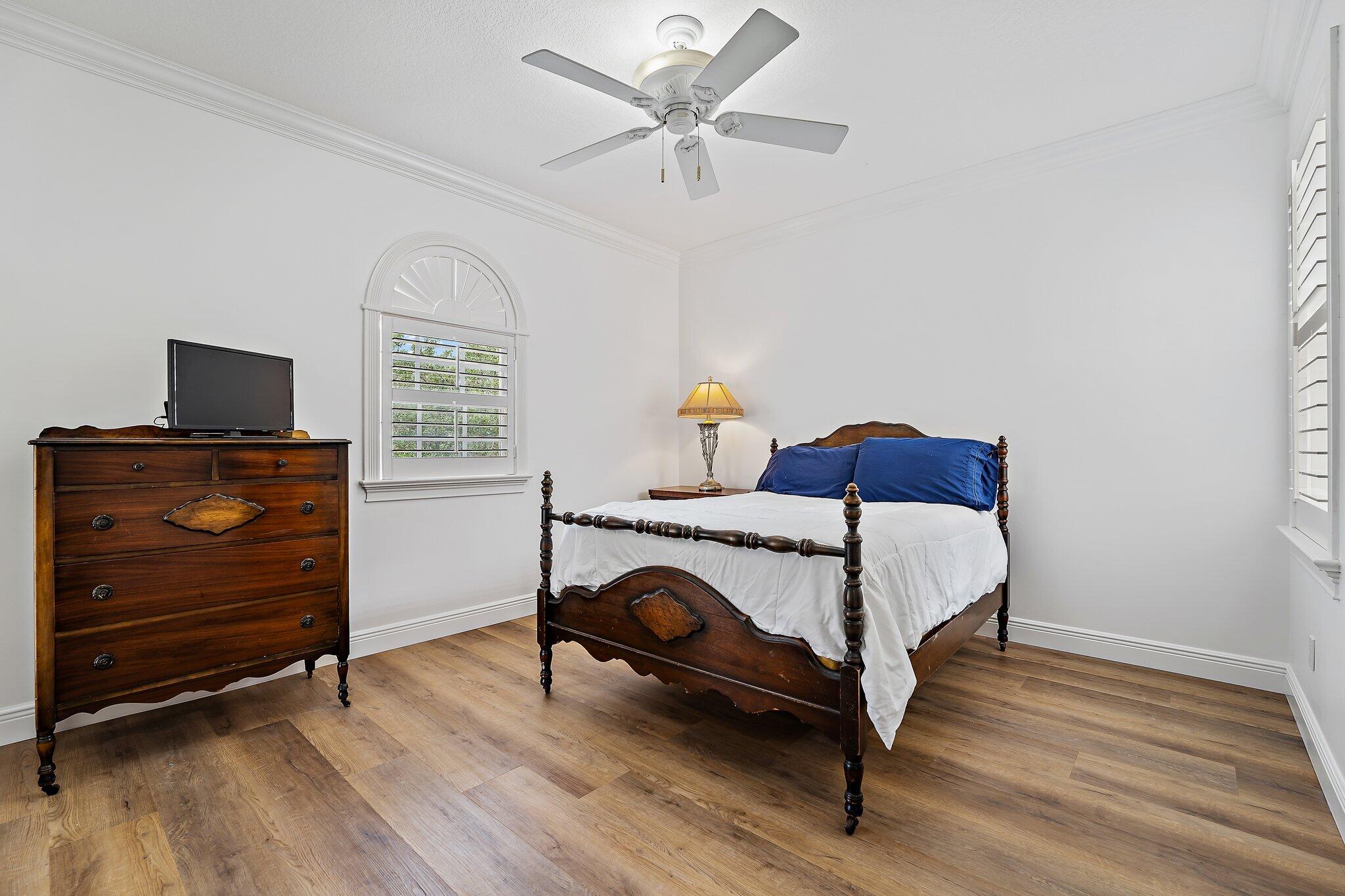 242 San Remo Drive Jupiter, FL 33458 - Photo 35 of 54 Bedroom 3