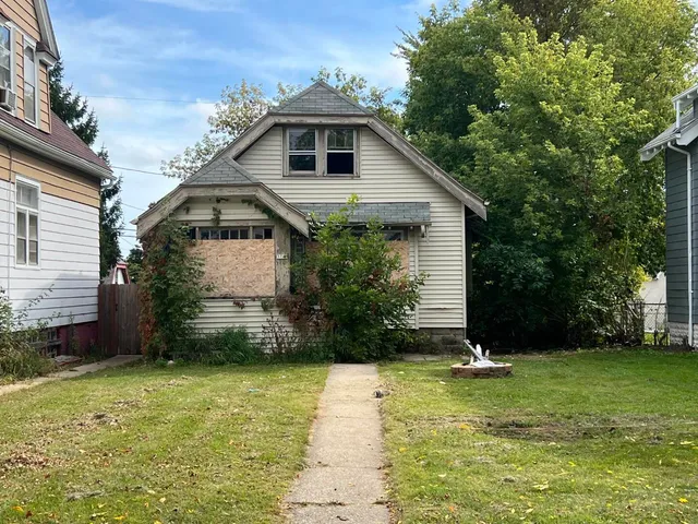 $65,591 | 3746 North 11th Street, Milwaukee, WI 53206