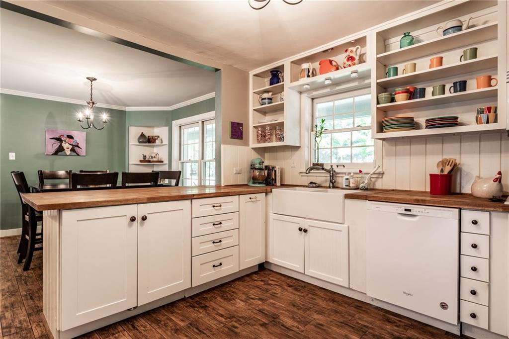 7935 Oakland Road Indianapolis, IN 46240 - Photo 13 of 47 Gallery Image 13