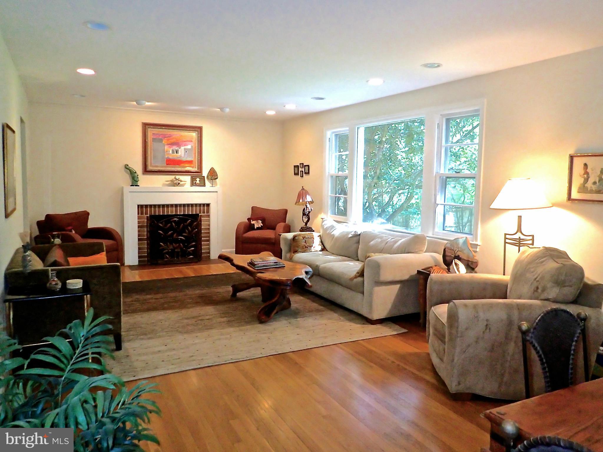 5123 Linnean Avenue Northwest Washington, DC 20008 - Photo 4 of 29 Living Room w wood burning fireplace