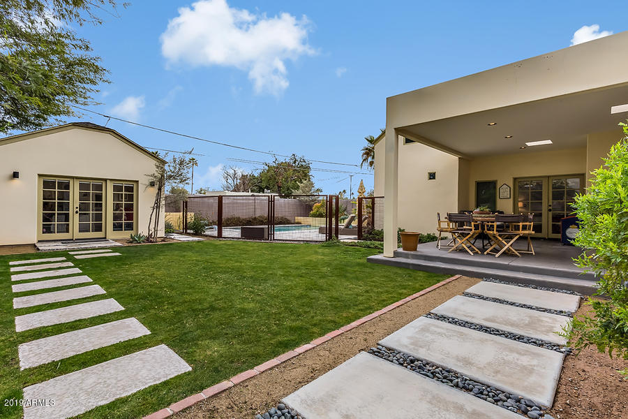 127 West Granada Road Phoenix, AZ 85003 - Photo 35 of 45 Backyard w/ guest house