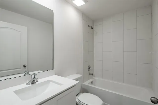 $266,900 | 575 Bay Leaf Drive, Poinciana, FL 34759