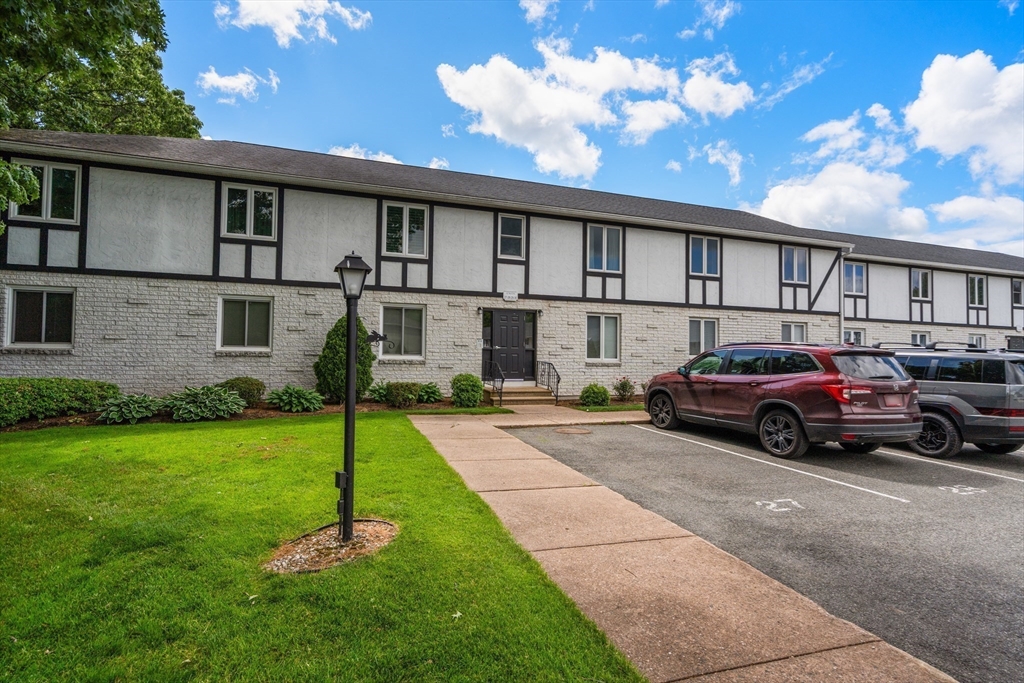200 Lambert Terrace, Unit 30 Chicopee, MA 01020 - Photo 33 of 34