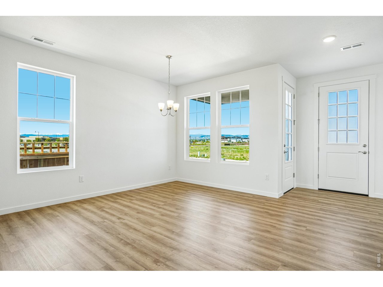 4516 Burl Street Timnath, CO 80547 - Photo 13 of 46
