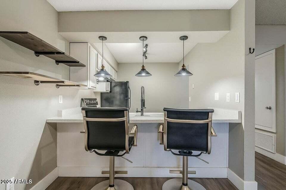 1826 N Spring, Unit 102 Mesa, AZ 85203 - Photo 2 of 18 102 - 1