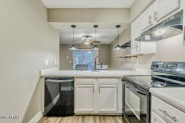 $1,300 | 1826 N Spring, Unit 102, Mesa, AZ 85203