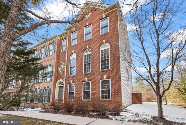 $590,000 | 12801 Half Moon Lane, Woodbridge, VA 22192