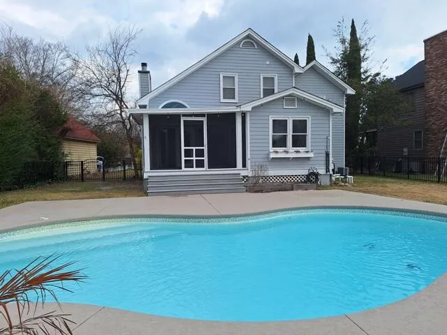 $3,900 | 735 Lake Frances Drive, Charleston, SC 29412