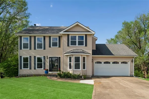$424,900 | 14985 Forestview Court, Bonner Springs, KS 66012