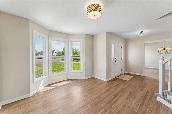 $424,900 | 14985 Forestview Court, Bonner Springs, KS 66012