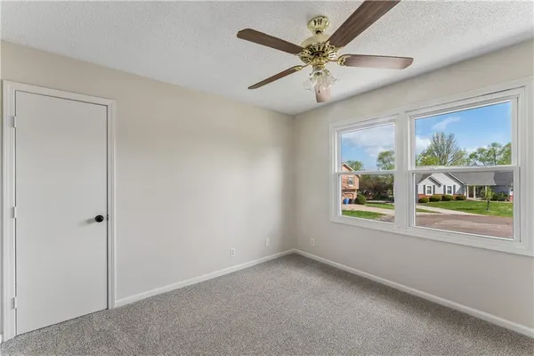 $424,900 | 14985 Forestview Court, Bonner Springs, KS 66012