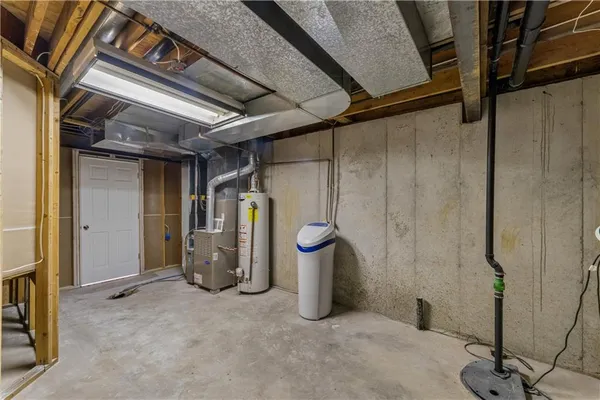 $424,900 | 14985 Forestview Court, Bonner Springs, KS 66012