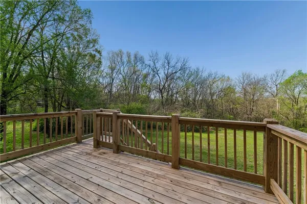 $424,900 | 14985 Forestview Court, Bonner Springs, KS 66012