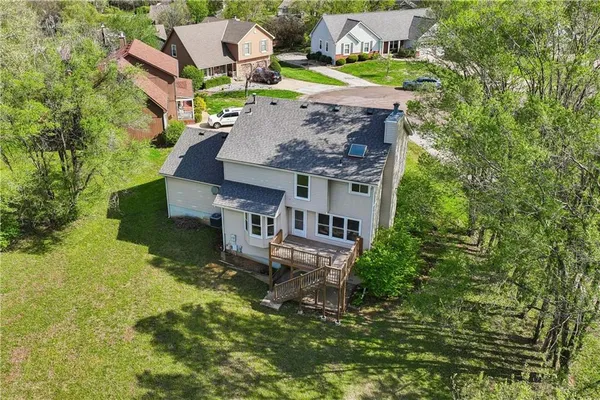 $424,900 | 14985 Forestview Court, Bonner Springs, KS 66012