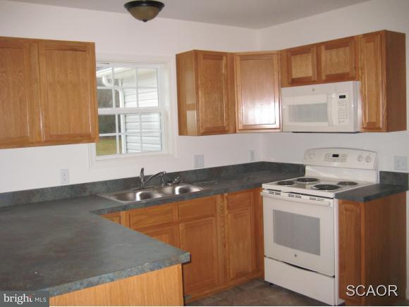 31902 Old Stage Road Laurel, DE 19956 - Photo 5 of 8 Gallery Image 5