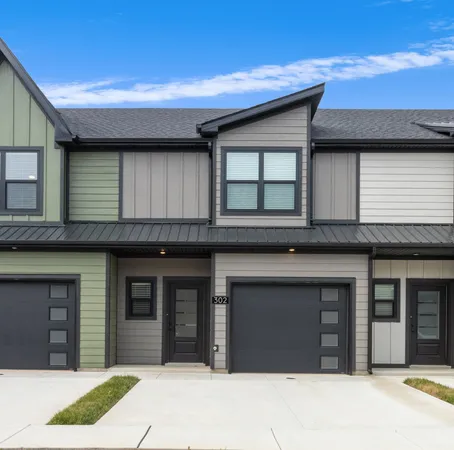 $1,595 | 302 Jonathan Wade Circle, Clarksville, TN 37043