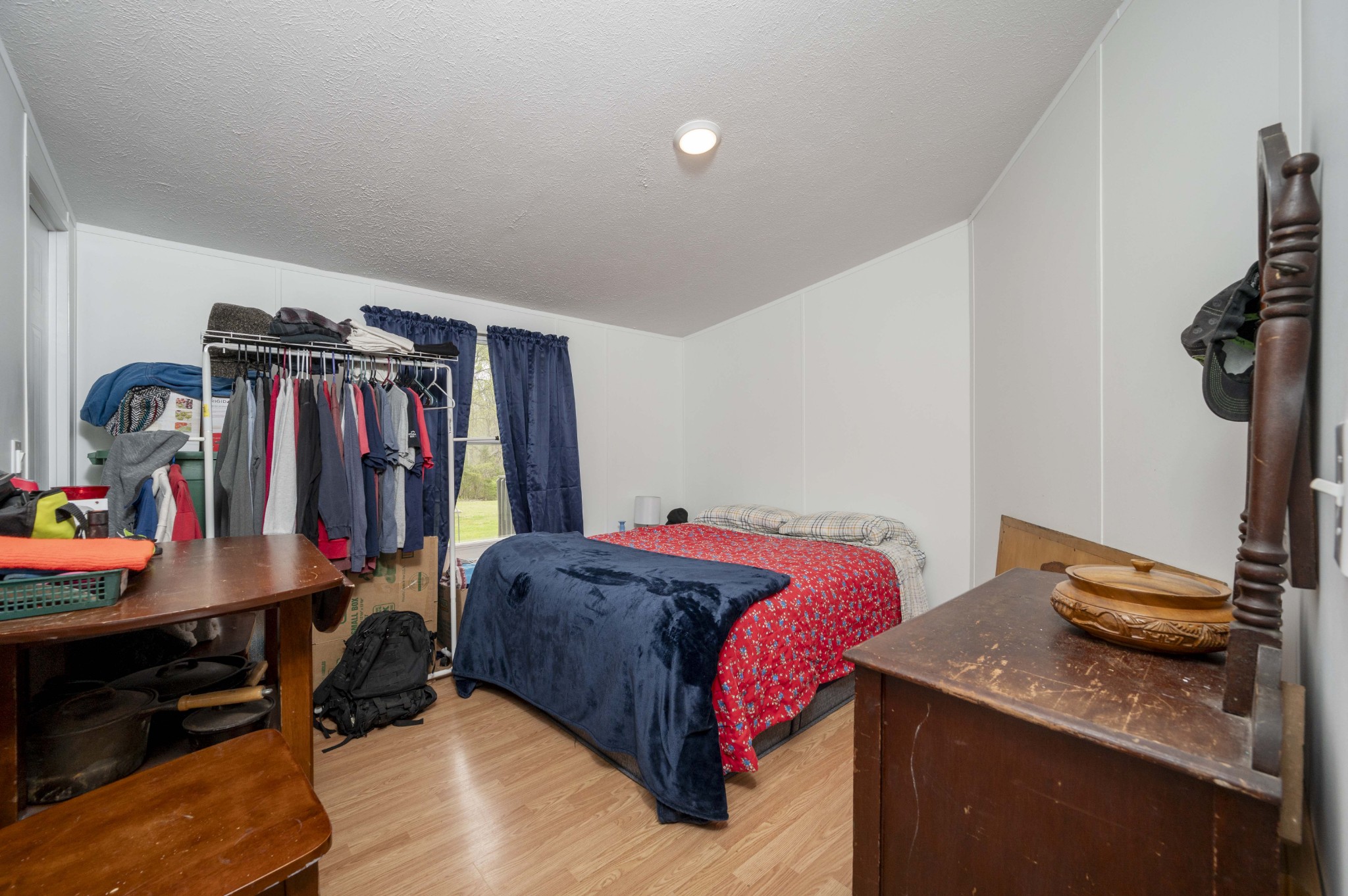 1822 Groveland Ridge Road Columbia, TN 38401 - Photo 29 of 48 a view of a bedroom with a bed and closet
