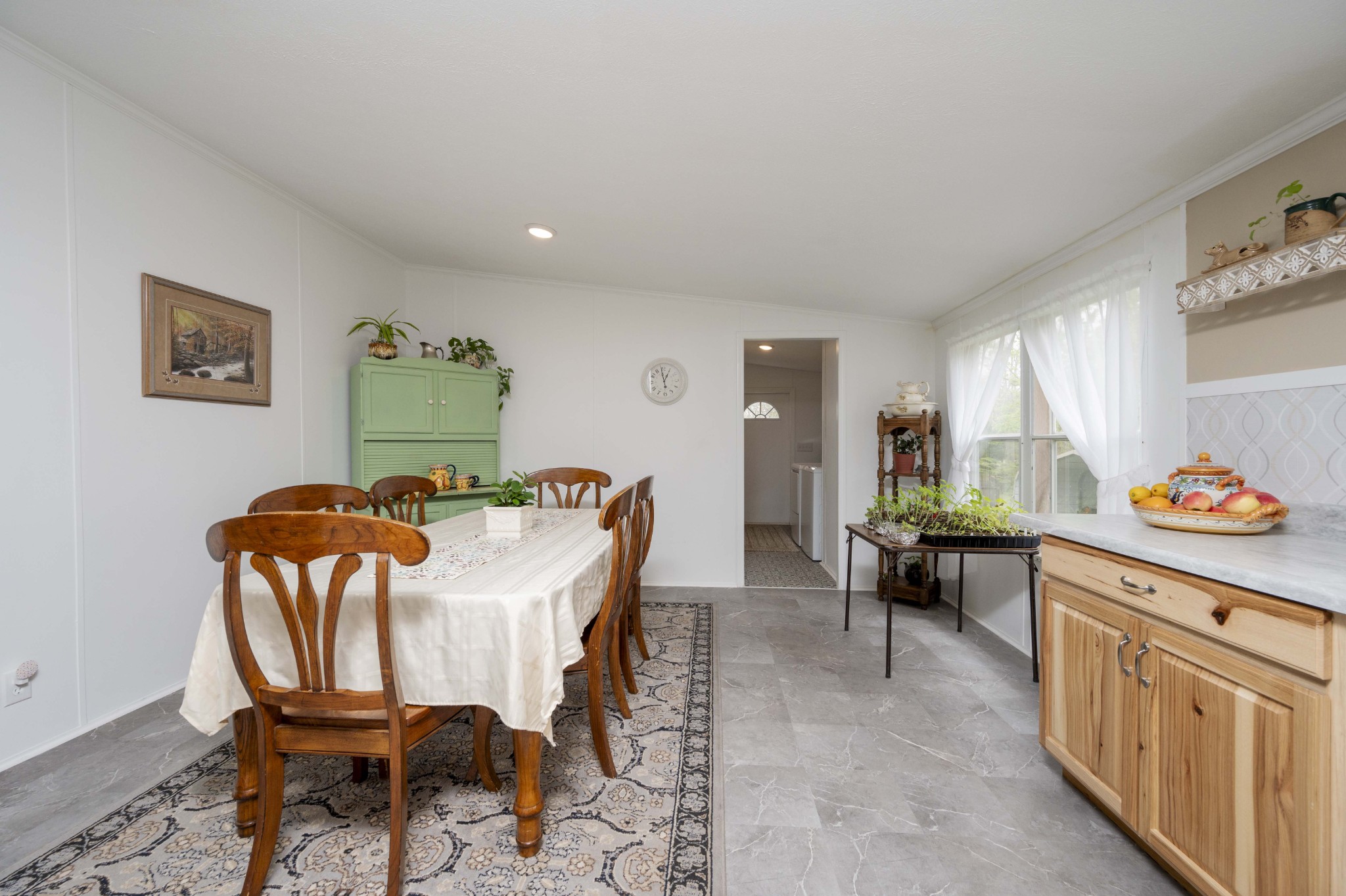 1822 Groveland Ridge Road Columbia, TN 38401 - Photo 8 of 48 a view of a dining room with furniture