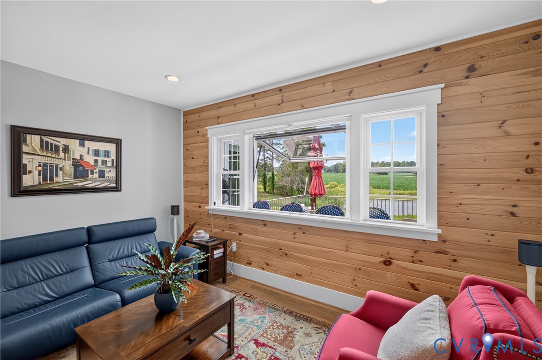 2122 Jockey Ridge Road Maidens, VA 23102 - Photo 27 of 63 a living room with furniture and a large window