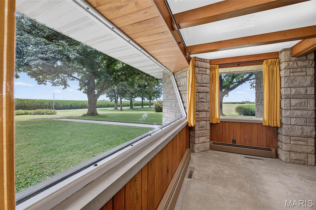 11405 Lake Road Highland, IL 62249 - Photo 9 of 53