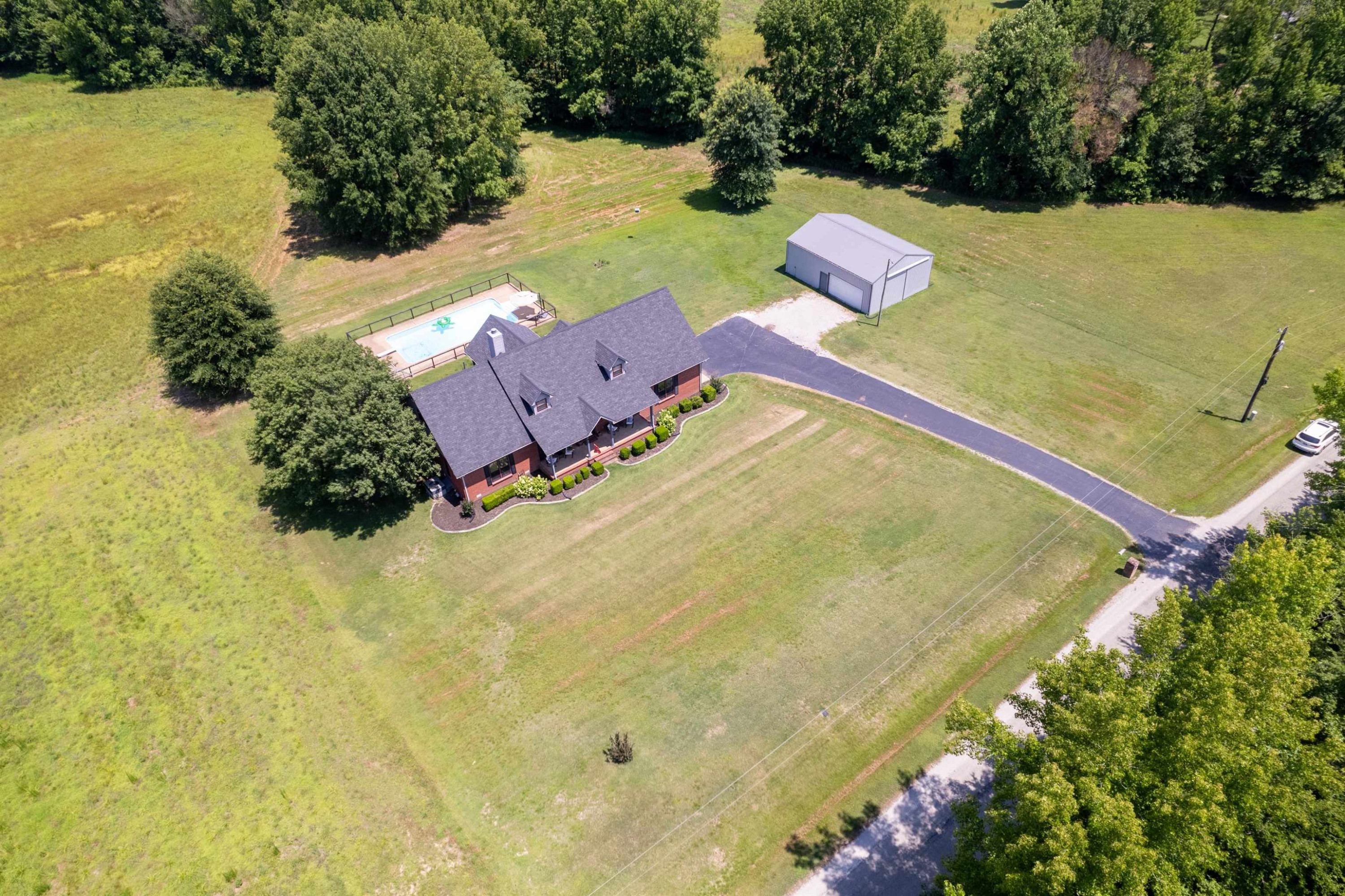1330 Cox Road Henderson, TN 38340 - Photo 5 of 39 Photo 5