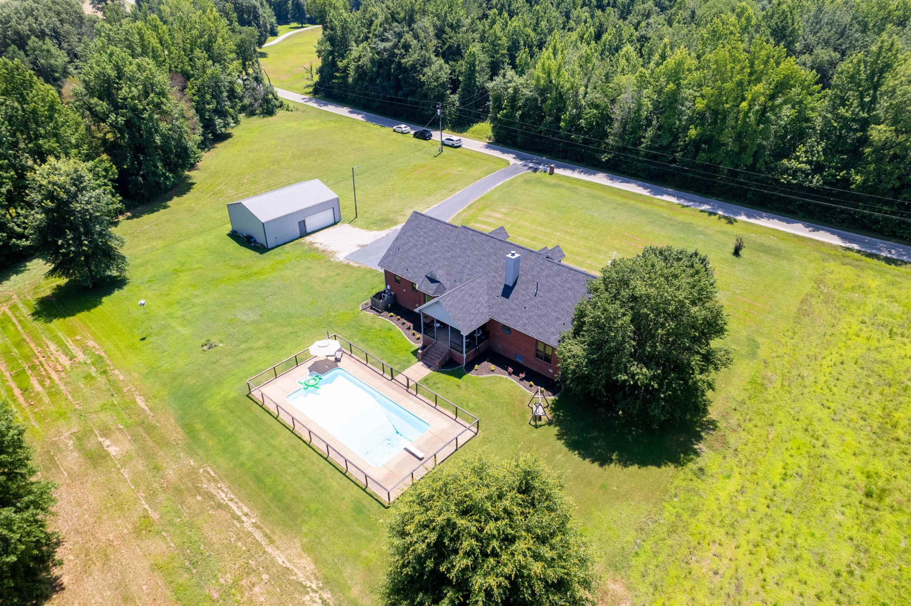 1330 Cox Road Henderson, TN 38340 - Photo 6 of 39 Photo 6
