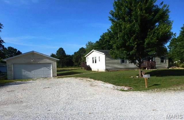 94 Pinewood Drive Winfield, MO 63389 - Photo 2 of 19