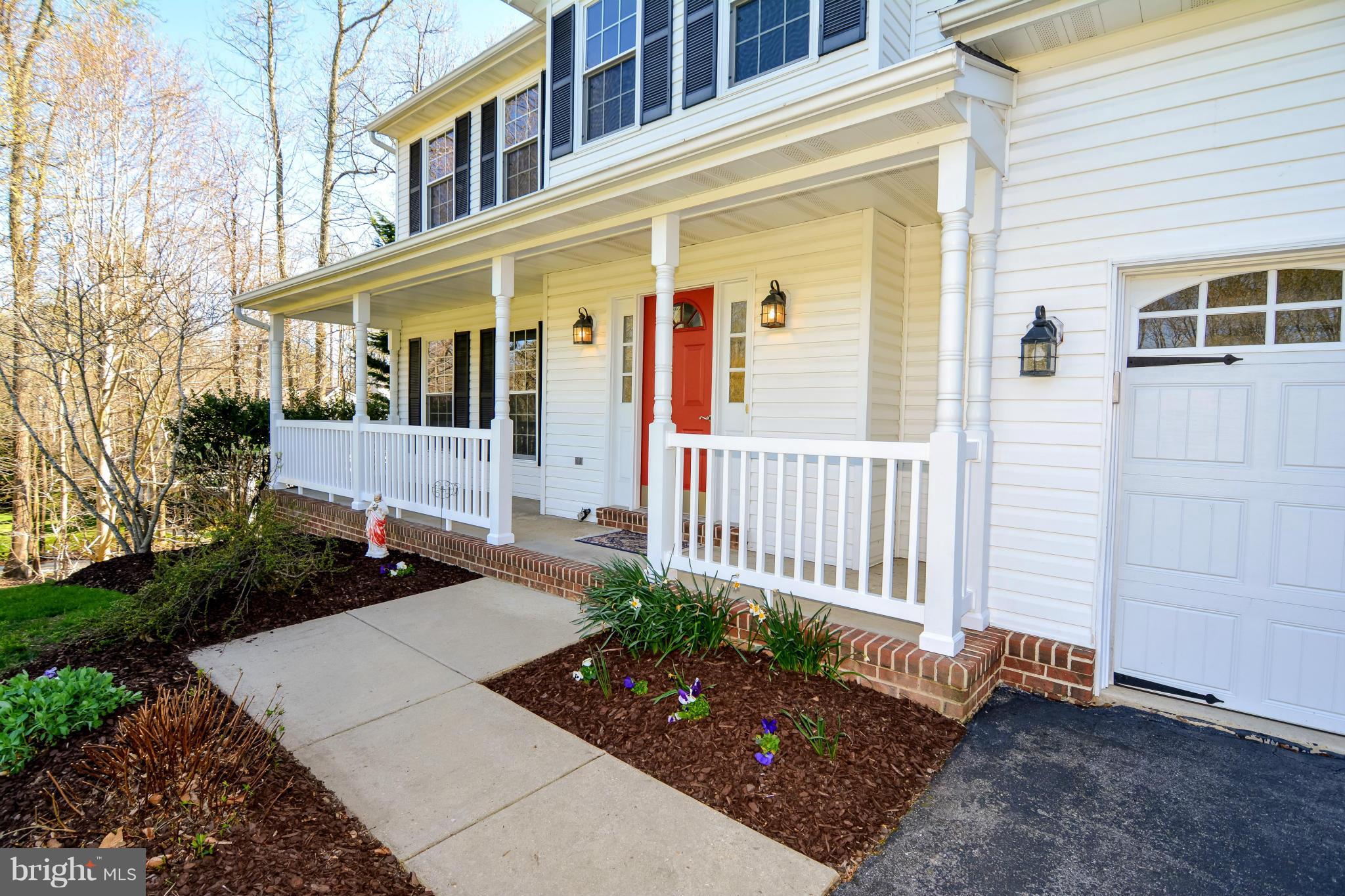 591 Small Reward Road Huntingtown, MD 20639 - Photo 3 of 30 front view of a house