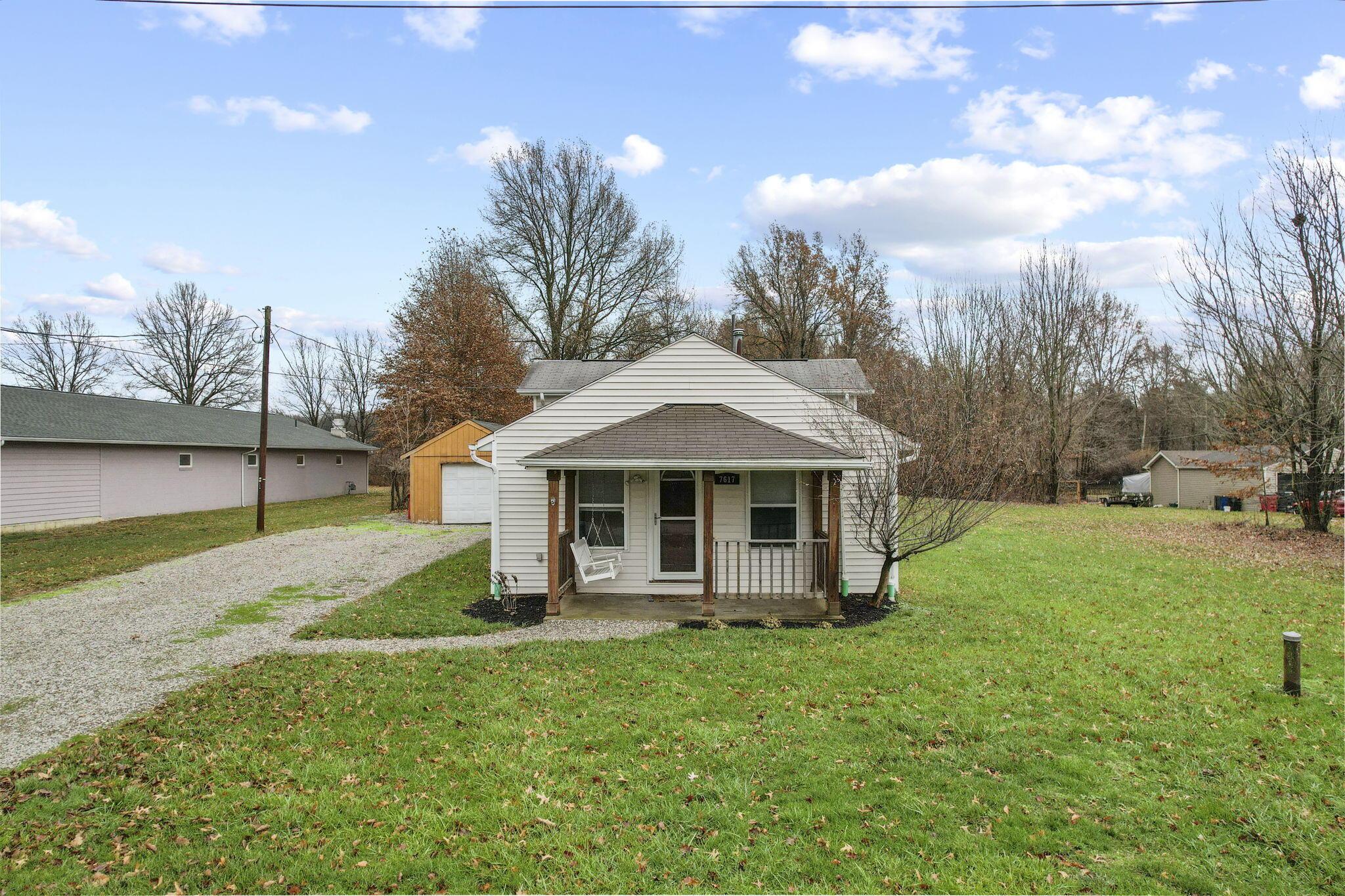 7617 Summit Road Southwest Pataskala, OH 43062 - Photo 5 of 54 5-web-or-mls-DJI_0393