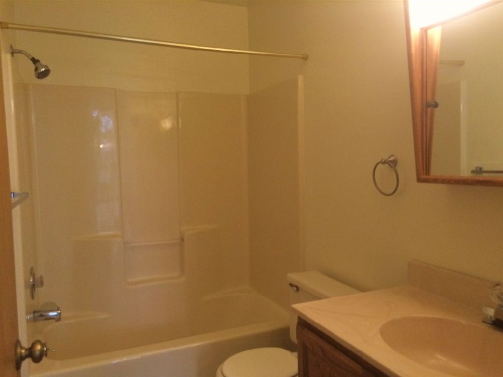 2003 West Cedar Canyons Road Huntertown, IN 46748 - Photo 2 of 12 Gallery Image 2