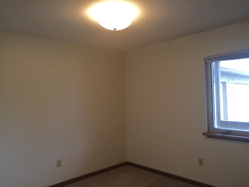 2003 West Cedar Canyons Road Huntertown, IN 46748 - Photo 10 of 12 Gallery Image 10