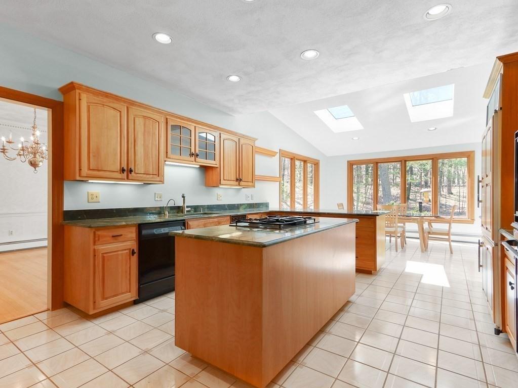 11 Carding Mill Road Sudbury, MA 01776 - Photo 5 of 21 Gallery Image 5