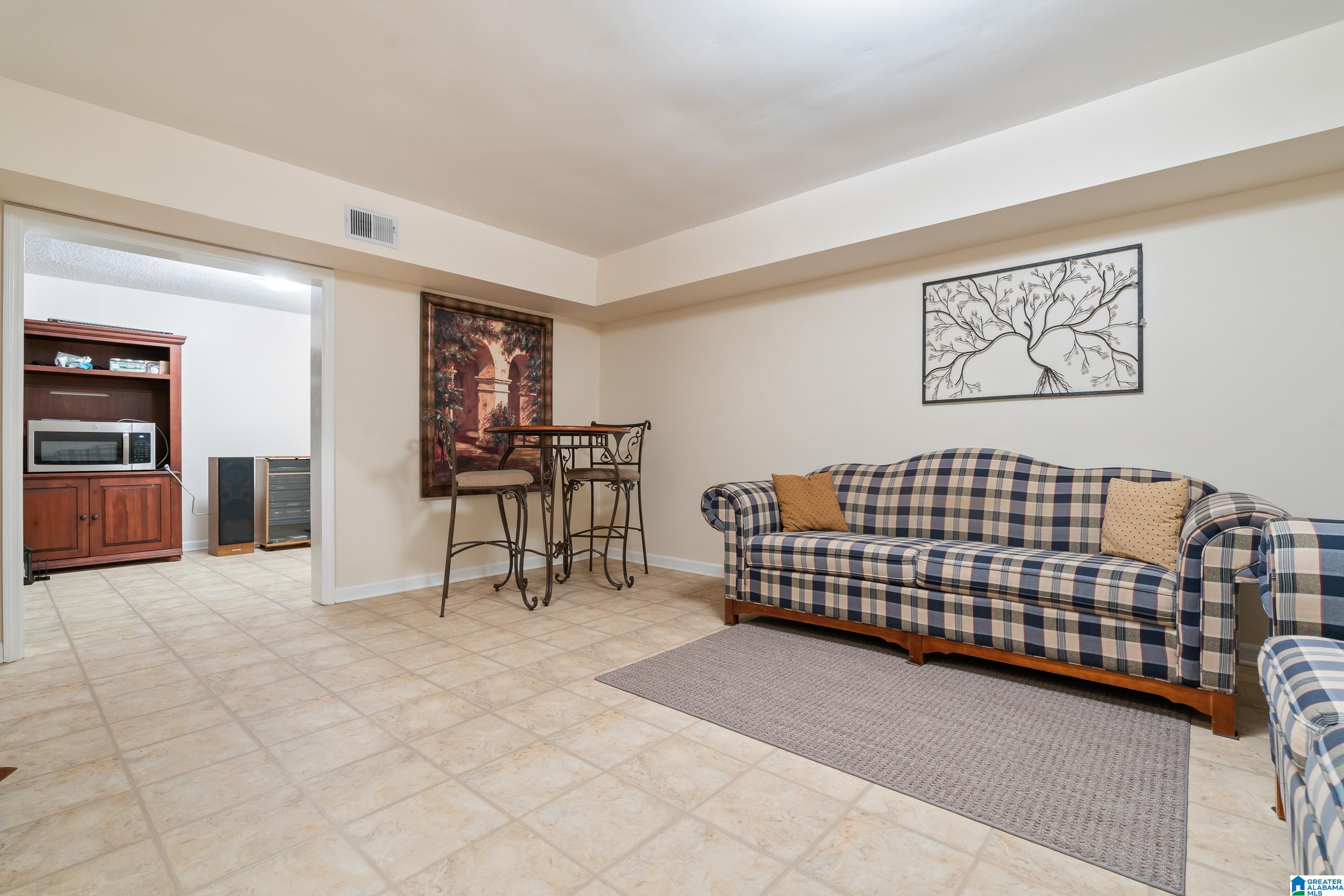 212 Port S Lane Alabaster, AL 35007 - Photo 26 of 32 Gallery Image 26
