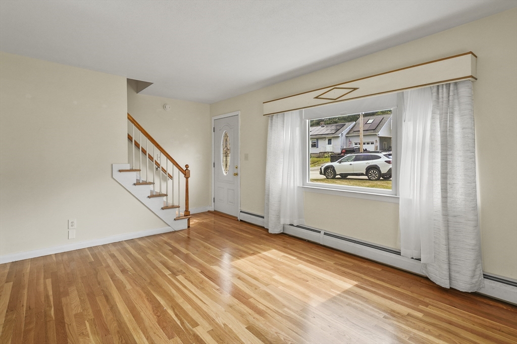 15 Springbrook Road Auburn, MA 01501 - Photo 2 of 28 Gallery Image 2
