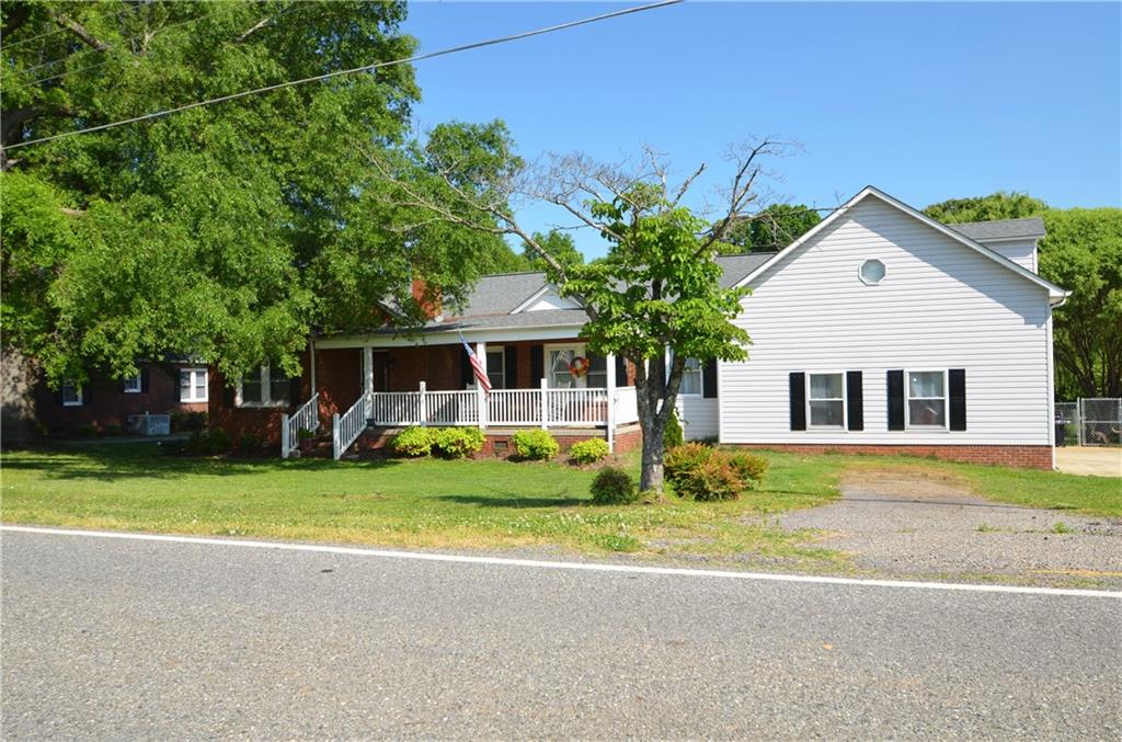 1812 Withers Road Maiden, NC 28650 - Photo 1 of 14 Gallery Image 1