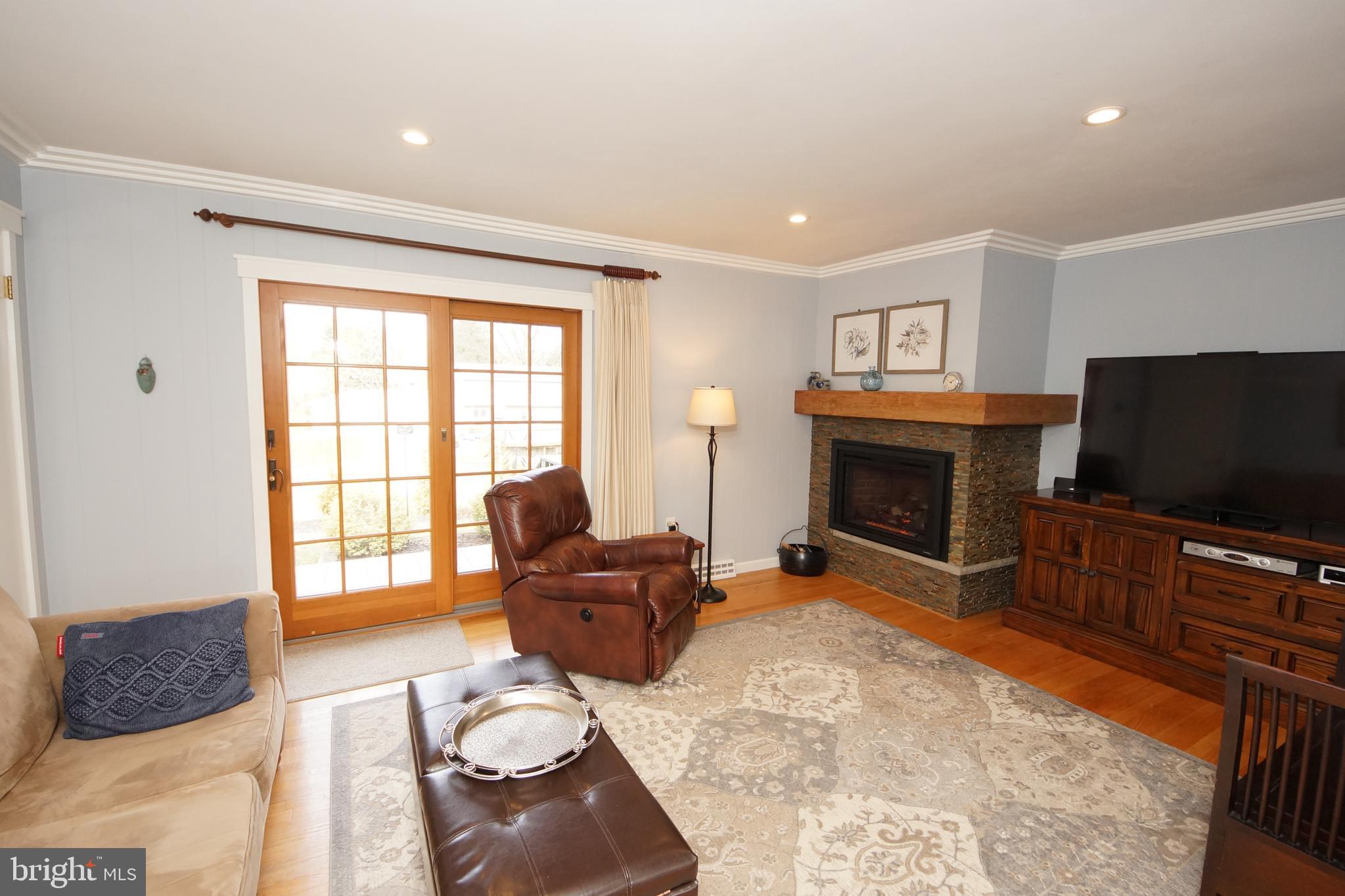 18 Crown Road Ewing, NJ 08638 - Photo 16 of 36 Gallery Image 16