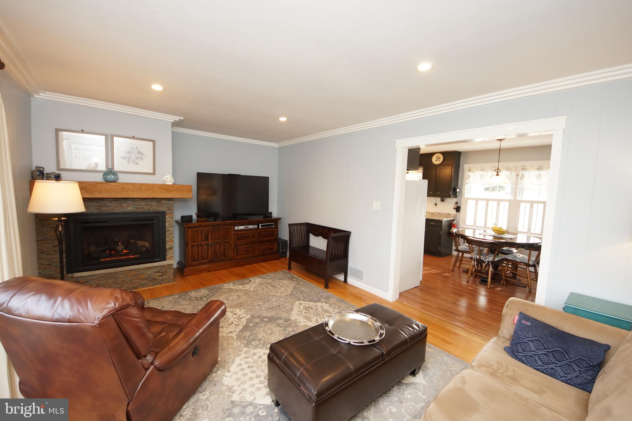 18 Crown Road Ewing, NJ 08638 - Photo 17 of 36 Gallery Image 17
